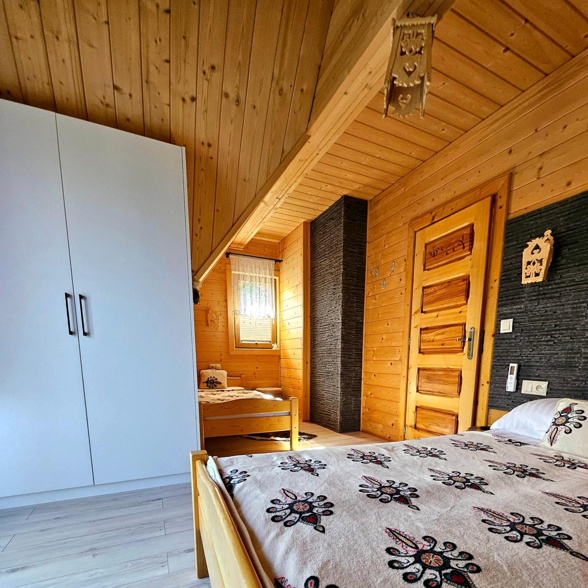 Goralska Chatka 3 Highland Cottage - Jacuzzi, Sauna, Split Ac, Private Parking, Mountains View Zakopane Eksteriør billede