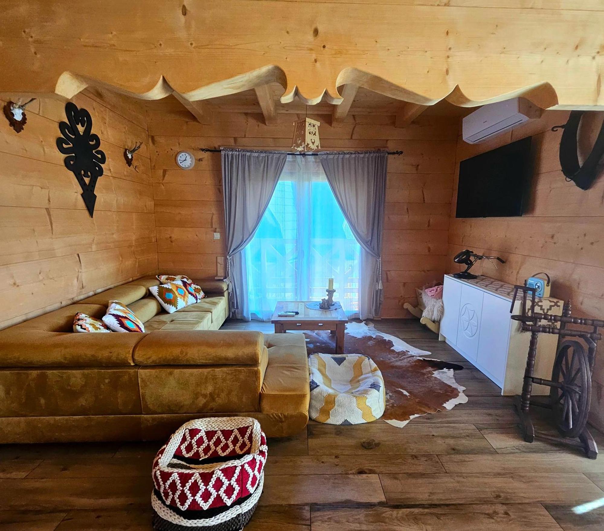 Goralska Chatka 3 Highland Cottage - Jacuzzi, Sauna, Split Ac, Private Parking, Mountains View Zakopane Eksteriør billede
